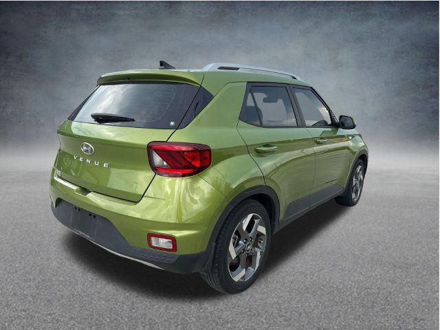 Used 2022 Hyundai Venue SEL FWD image 9