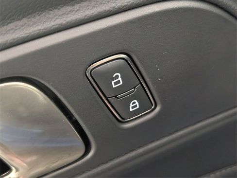 Used 2020 Ford Mustang Shelby GT500 w/ Technology Package image 10