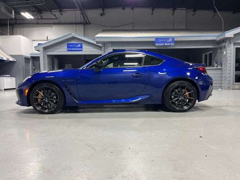 Used 2024 Subaru BRZ tS RWD image 6