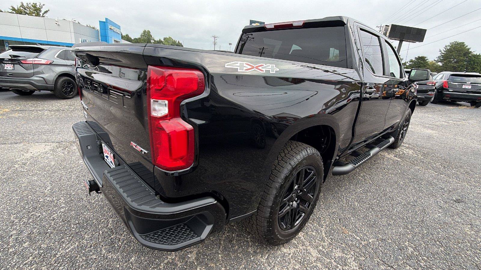 New 2026 Chevrolet Silverado 1500 RST w/ RST Select Package AWD/4WD image 8