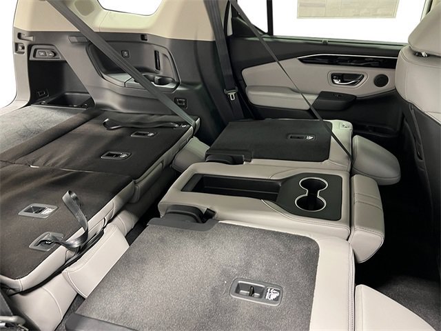 New 2026 Honda Pilot image 8