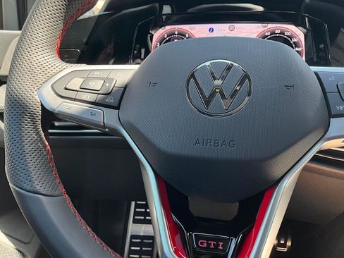 New 2026 Volkswagen GTI SE FWD image 21