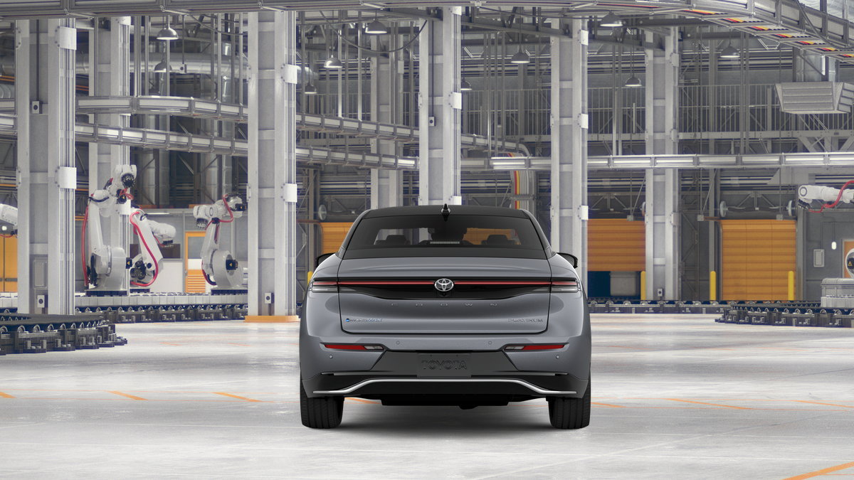 New 2027 Toyota Crown Platinum AWD/4WD image 8