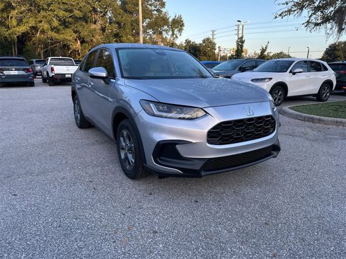 New 2026 Honda HR-V LX image 8