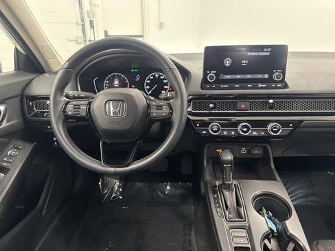 Used 2023 Honda Civic EX image 19