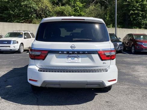 Used 2021 Nissan Armada SL w/ Captain's Chairs Package RWD image 5