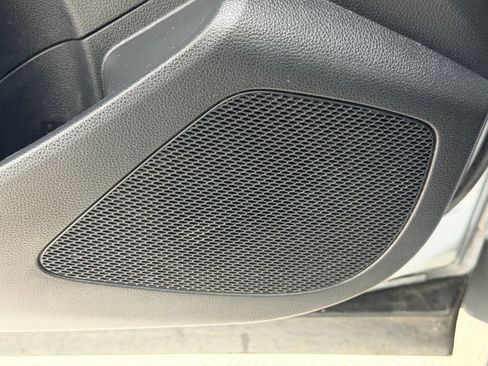 Used 2024 Toyota Corolla Cross LE FWD image 26