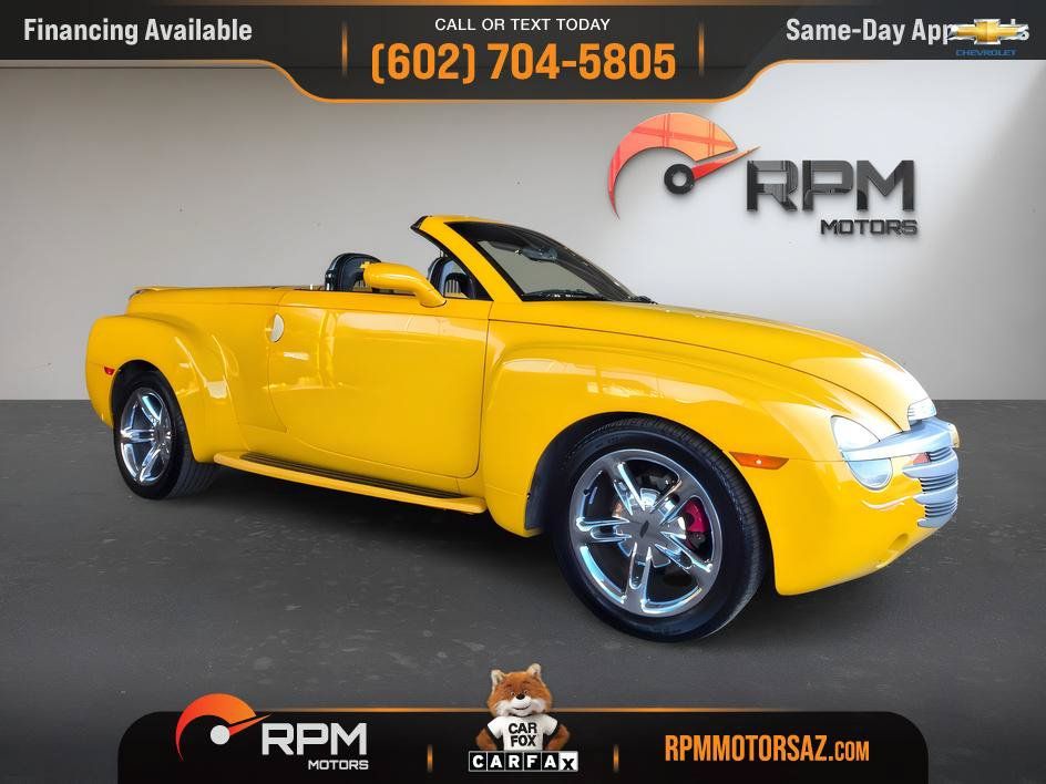 Used 2004 Chevrolet SSR w/ Preferred Equipment Group RWD image 17