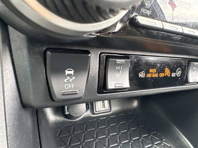 Used 2024 Toyota RAV4 SE w/ Weather & Moonroof Package AWD/4WD image 42