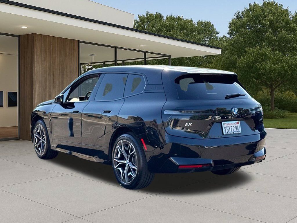 Certified 2024 BMW iX xDrive50 w/ Premium Package AWD/4WD image 11