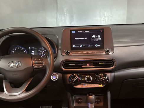 Used 2023 Hyundai Kona SEL AWD/4WD image 24