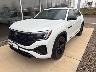 New 2026 Volkswagen Atlas Cross Sport SEL R-Line