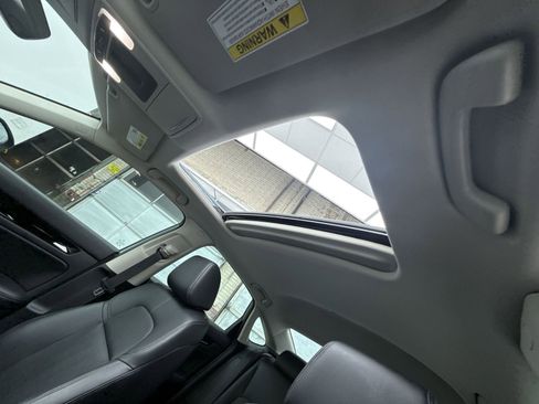 Used 2022 Honda Civic Touring image 30