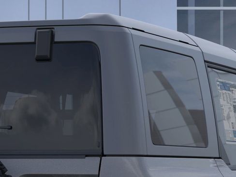 New 2025 Ford Bronco Badlands image 25