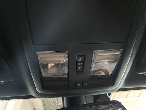 Used 2022 Dodge Challenger SRT Hellcat w/ Plus Package image 24