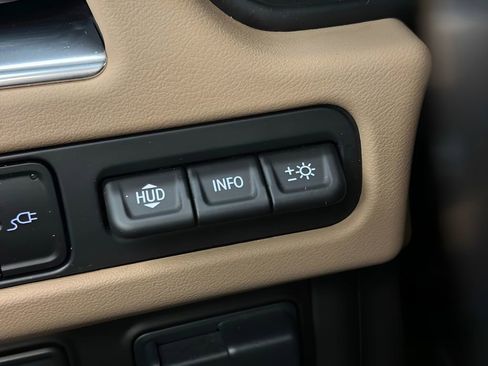 Certified 2021 Chevrolet Tahoe Premier w/ Premium Package image 46