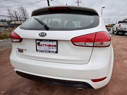 Used 2016 Kia Forte LX image 6