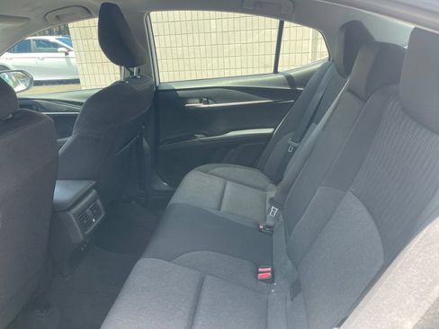 Used 2025 Toyota Camry LE FWD image 12