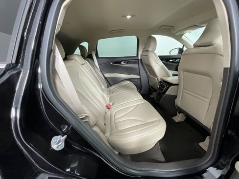 Certified 2022 Lincoln Nautilus FWD image 23