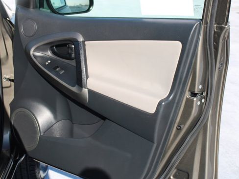 Used 2011 Toyota RAV4 2WD w/ 3rd Row image 16