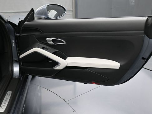 New 2025 Porsche 718 Cayman S image 23