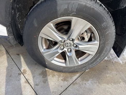 Used 2024 Toyota RAV4 XLE image 12