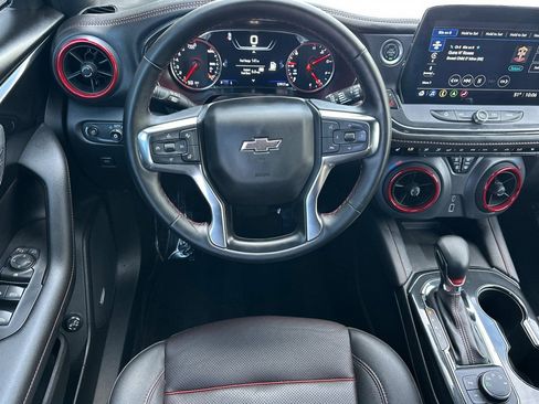 Used 2025 Chevrolet Blazer RS image 17