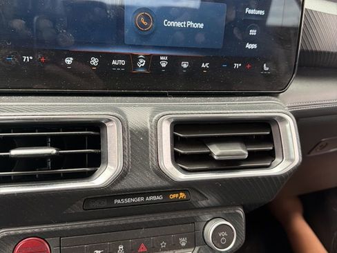 Used 2024 Ford Mustang GT Premium image 7