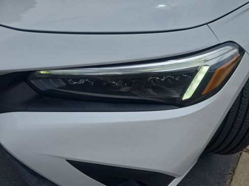Certified 2024 Honda Civic Sport image 27