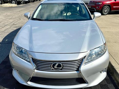Used 2014 Lexus ES 350 w/ Premium Package image 9