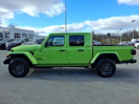 New 2026 Jeep Gladiator Sport image 7