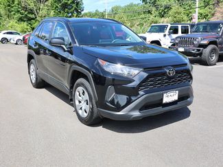 Used 2021 Toyota RAV4 LE AWD/4WD video 1