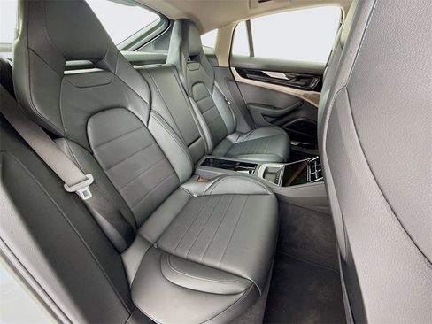 New 2025 Porsche Panamera 4 image 29