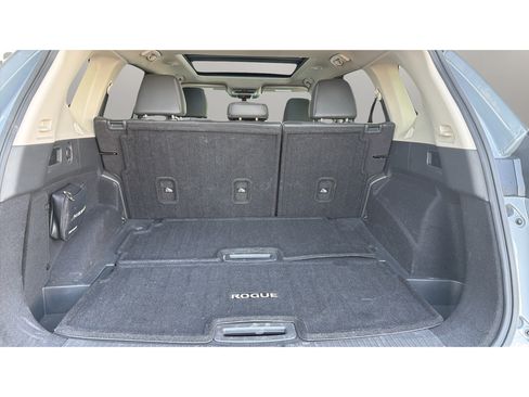 Certified 2023 Nissan Rogue Platinum w/ Platinum Premium Package AWD/4WD image 12