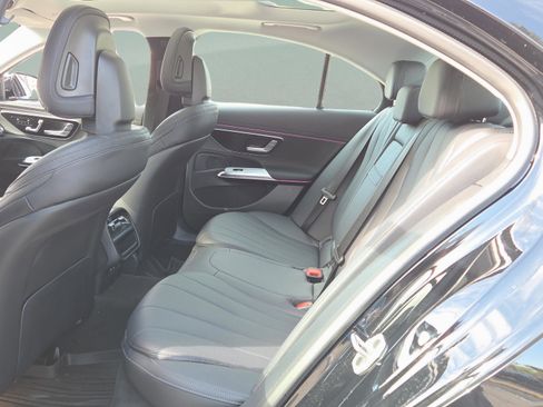 Used 2026 Mercedes-Benz E 350 Sedan image 10