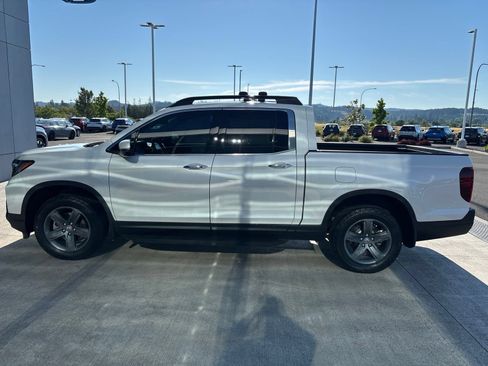 Used 2023 Honda Ridgeline RTL-E image 8