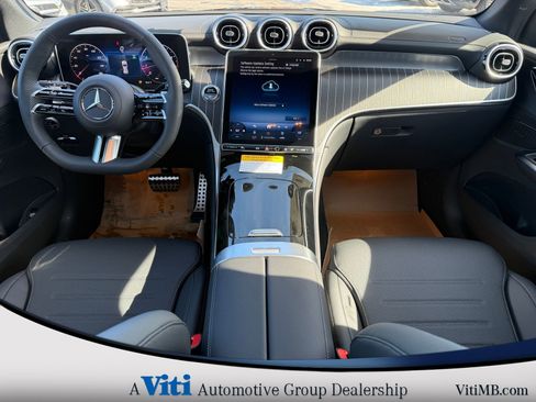 Used 2026 Mercedes-Benz GLC 300 4MATIC image 2
