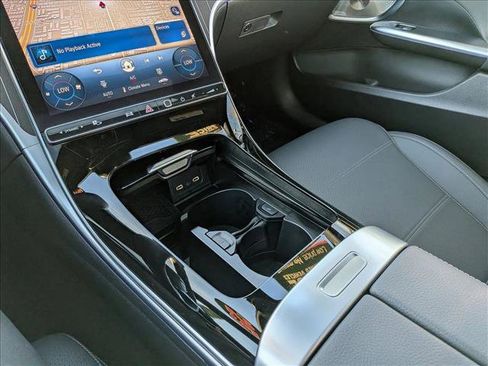 Certified 2025 Mercedes-Benz C 300 Sedan image 12