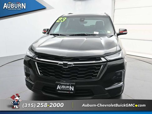 Used 2023 Chevrolet Traverse Premier w/ Redline Edition AWD/4WD image 3