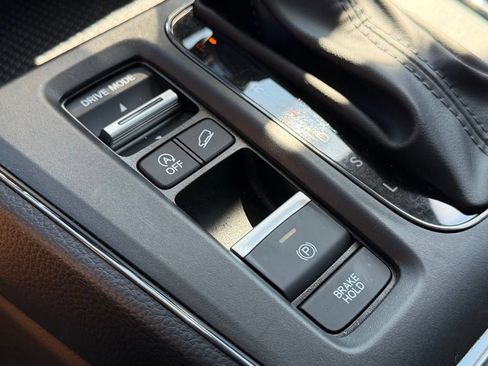Used 2024 Honda CR-V EX image 16