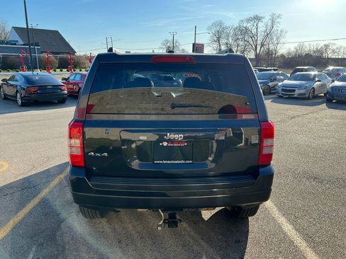 Used 2015 Jeep Patriot Sport w/ Power Value Group AWD/4WD image 6