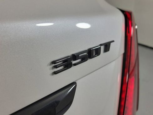 New 2026 Cadillac XT5 Luxury FWD image 6