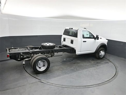 New 2026 RAM 5500 Tradesman image 29