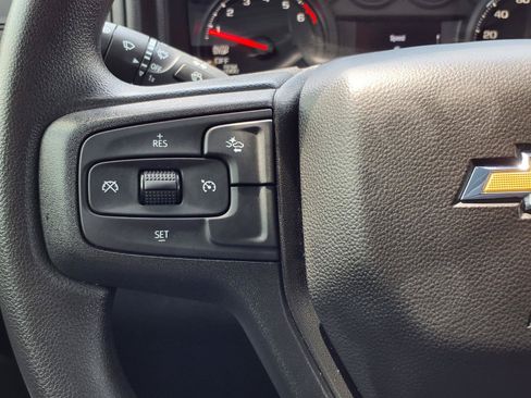 Used 2025 Chevrolet Silverado 1500 Custom RWD image 17