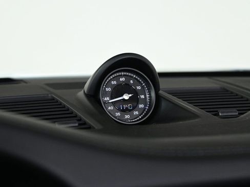 Certified 2025 Porsche 911 Carrera image 23