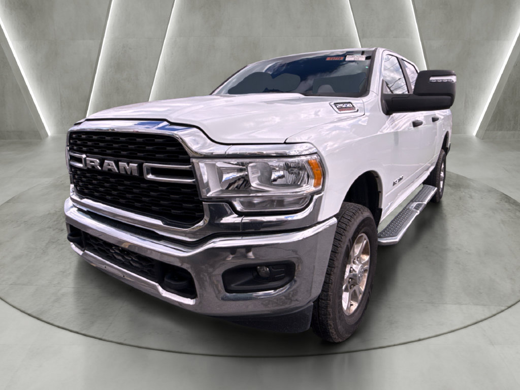 Used 2024 RAM 2500 Big Horn AWD/4WD image 8