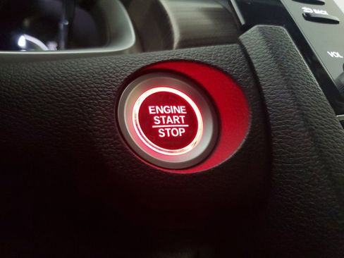 Used 2019 Honda Civic EX image 31