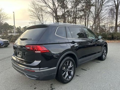 Certified 2023 Volkswagen Tiguan SE image 5