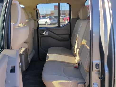 Used 2008 Nissan Frontier SE w/ SE Value Truck Pkg image 22