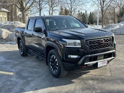 Certified 2022 Nissan Frontier Pro-X image 3